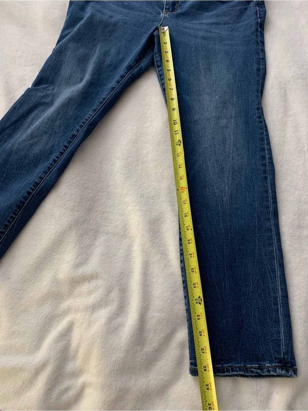 KUT Catherine Boyfriend Jeans Size 14P Made in the USA Distressed Medium Wash - Picture 9 of 16